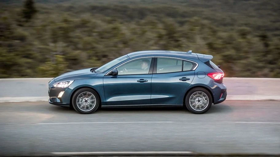 Ford Focus Hatchback dış görseli