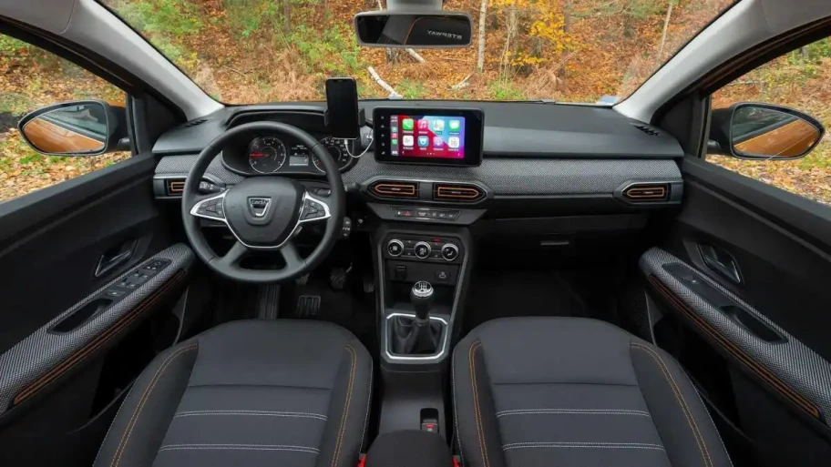 Dacia Sandero iç görseli
