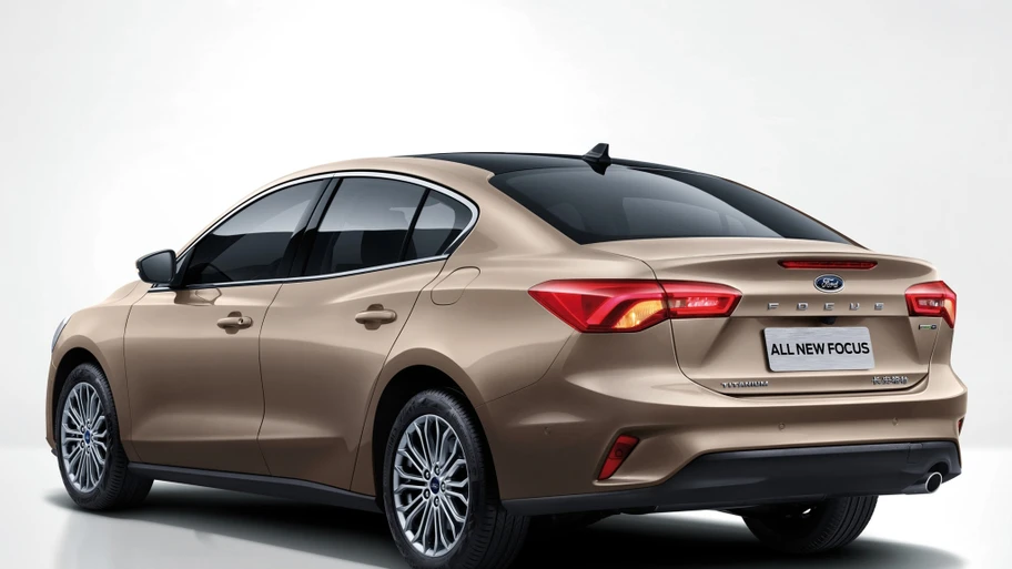 Ford Focus Sedan dış görseli