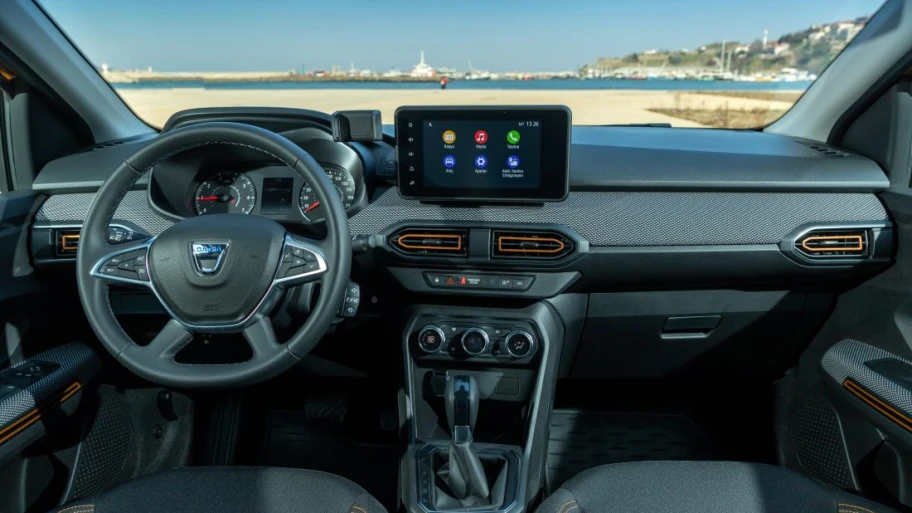 Dacia Sandero iç görseli