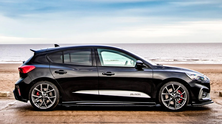 Ford Focus Hatchback dış görseli