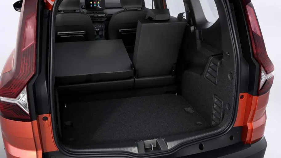 Dacia Jogger iç görseli