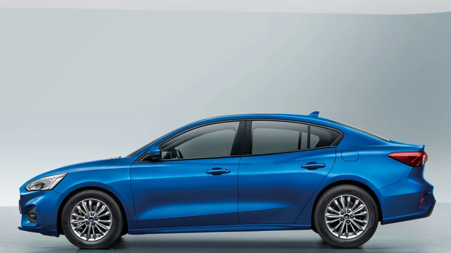 Ford Focus Sedan dış görseli