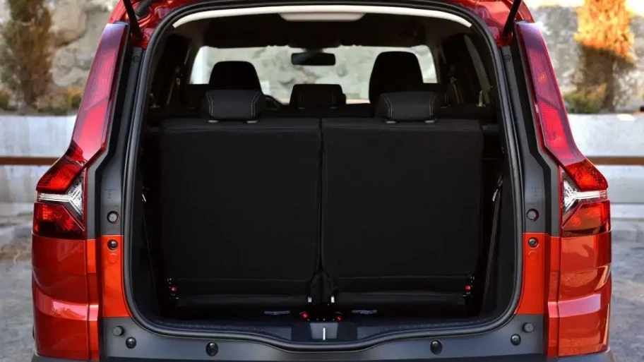 Dacia Jogger iç görseli