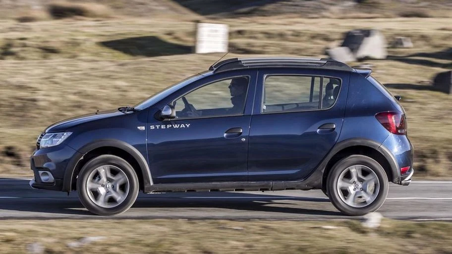 Dacia Sandero dış görseli